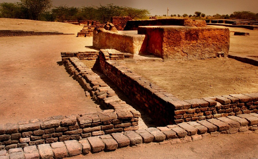 Drainage System of Indus Valley Civilization Write a note on the town planning of Harappan Civilization period.