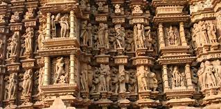 Indian Sculpture How will you explain that Medieval Indian temple sculptures represent the social life of those days?